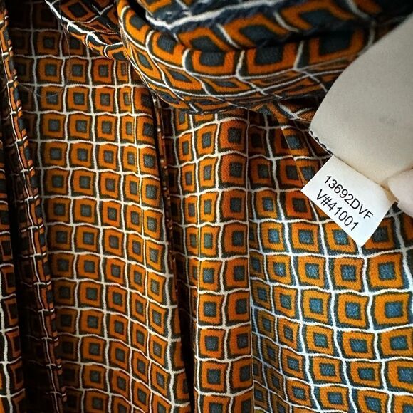 Diane Von Furstenberg Geometric Wrap Dress 
Tigress belted DVF Mocha Mousse XS - Picture 8 of 17